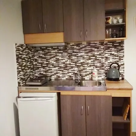 Beloni And 4* חאניה