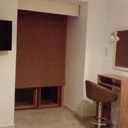 מלון דירות Beloni And חאניה