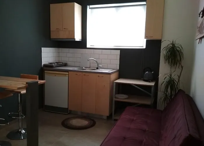 Beloni And Ханья (Крит)