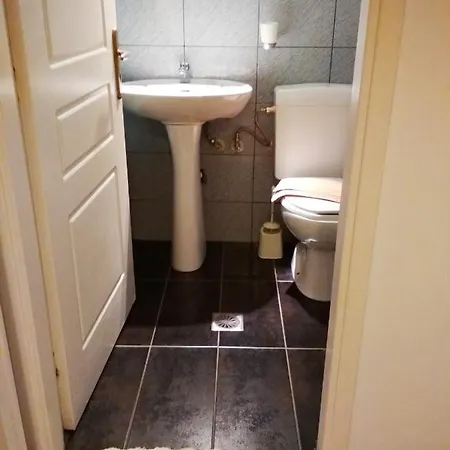 Beloni And Χανιά