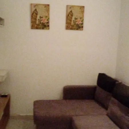 Beloni And Χανιά