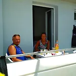 Beloni And Apartmanhotel