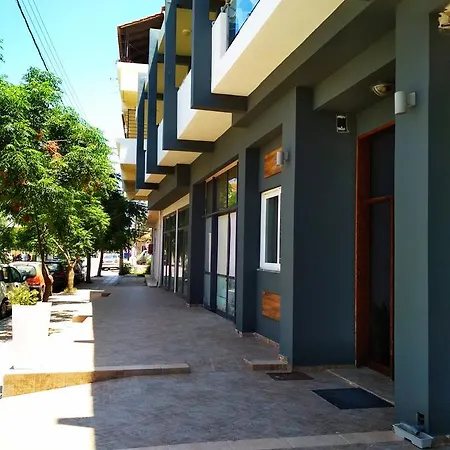 Apart Otel Beloni And *